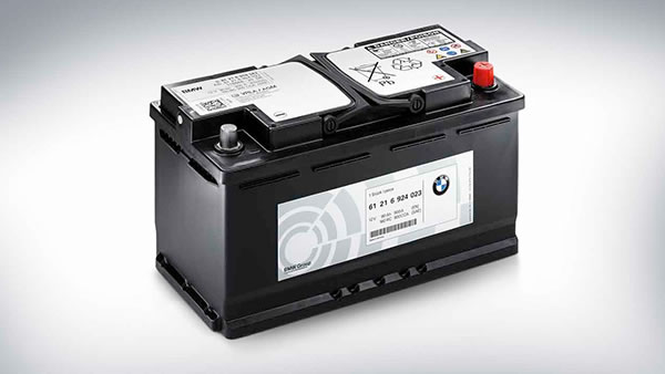 Batteria AGM originale BMW. Batteria AGM originale BMW.